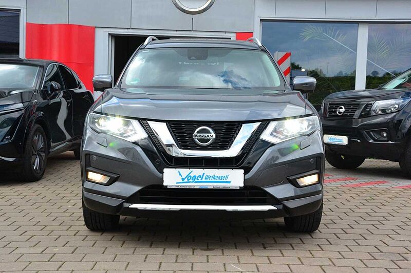 Nissan X-Trail Tekna 4x4, Panorama, AHK, top-Zustand!