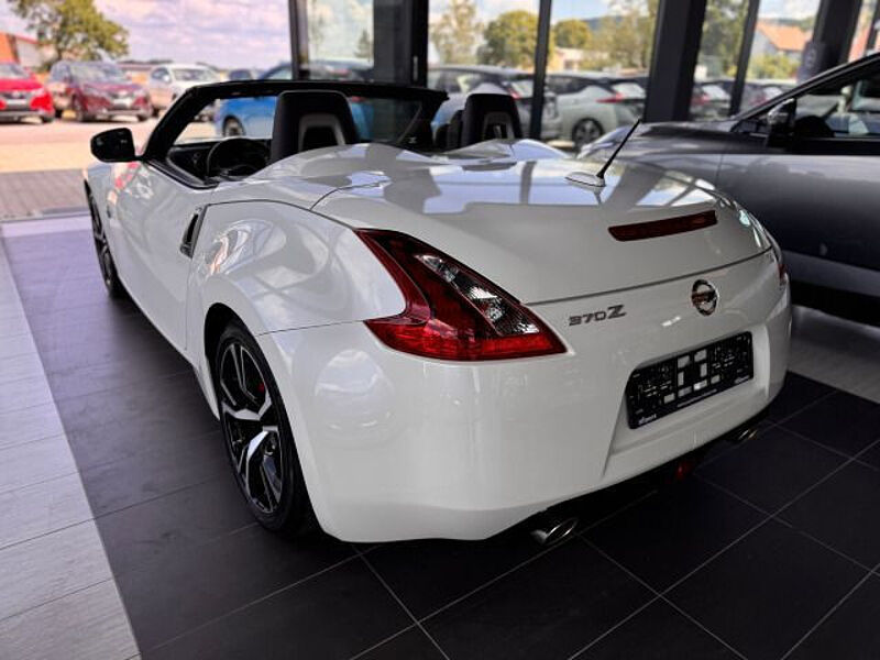 Nissan 370Z Roadster Pack Sitzbelüftung BOSE