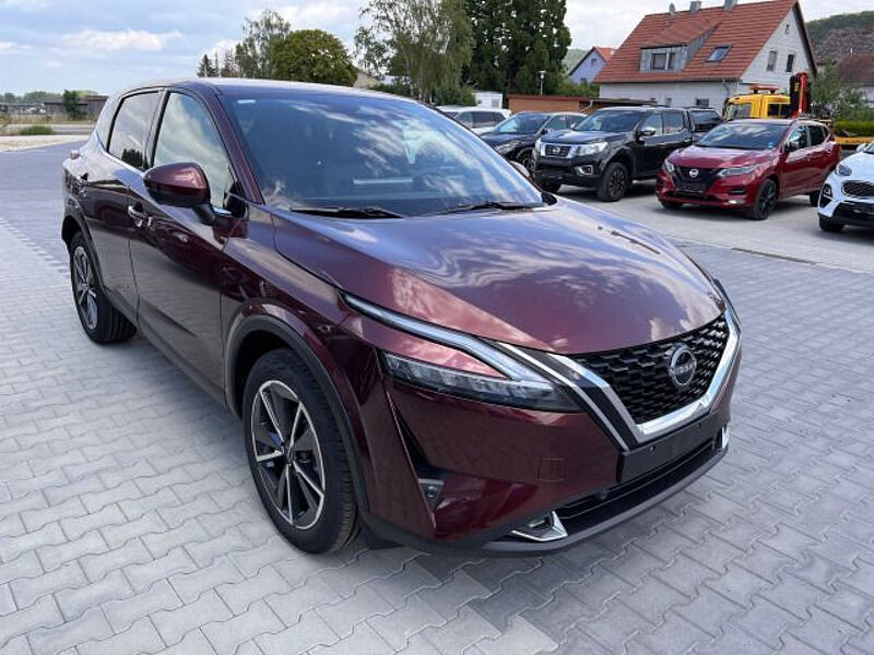 Nissan Qashqai Tekna 1,3DIG-T Xtronic HEADUP WINTERPAKET 4xKAMERA