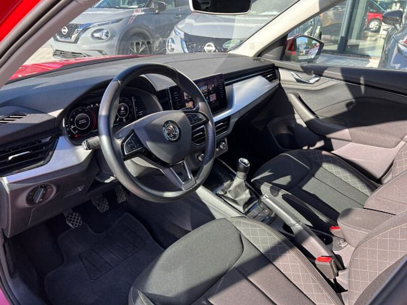 SKODA Kamiq Ambition 1,6TDI Kamera PDC LED