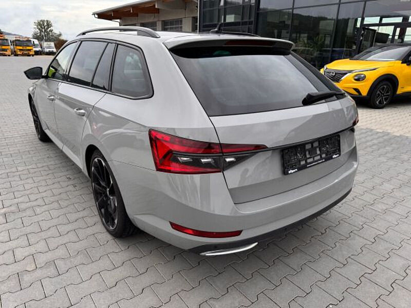 SKODA Superb Combi SportLine 4x4 2,0TDI DSG ACC Canton