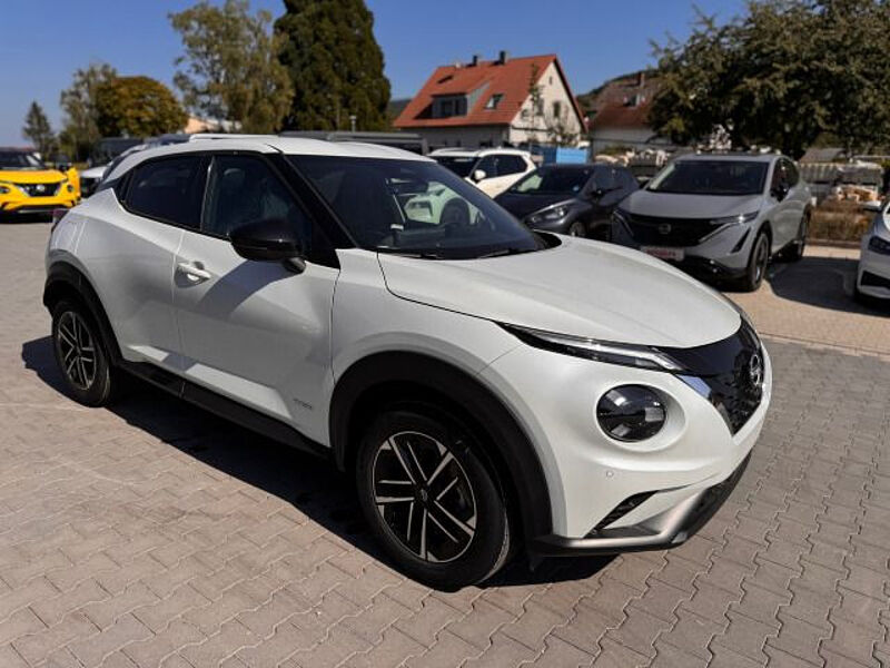 Nissan Juke 2024 N-Connecta Hybrid WINTERPAKET