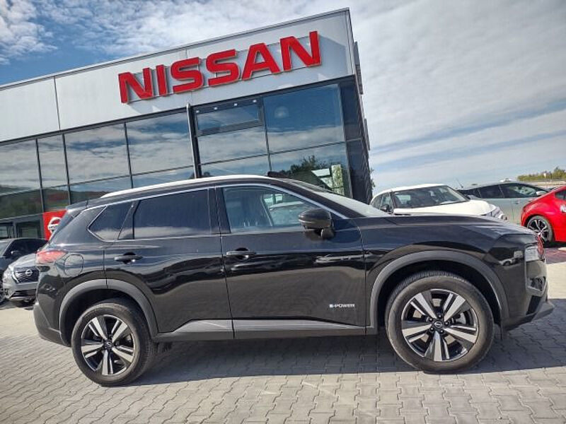 Nissan X-Trail N-Connecta 1.5 VC-T e-POWER / ProPilot / Glasdach