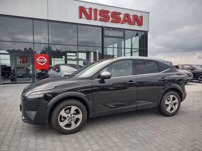 Nissan Qashqai Tekna 1.3 DIG-T 140PS / NAVI / Teilleder / ProPilot / 2Farben