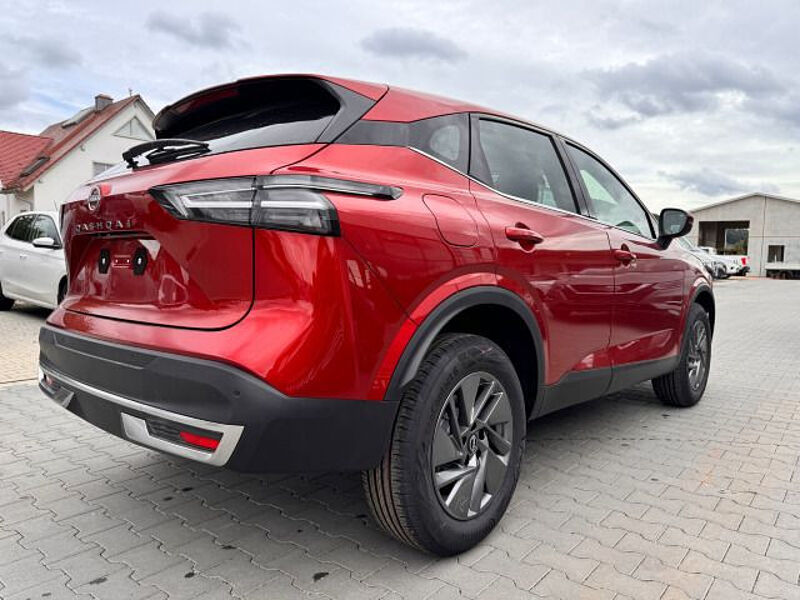 Nissan Qashqai Acenta 1,3DIG-T 140PS LED DAB KAMERA