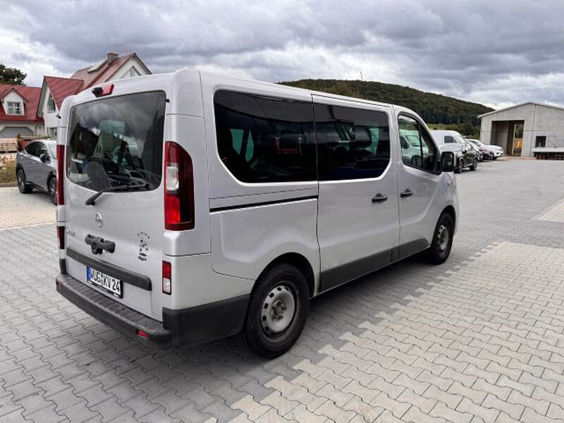 Nissan NV300 Kombi L1H1 2,7t PREMIUM 9SITZE