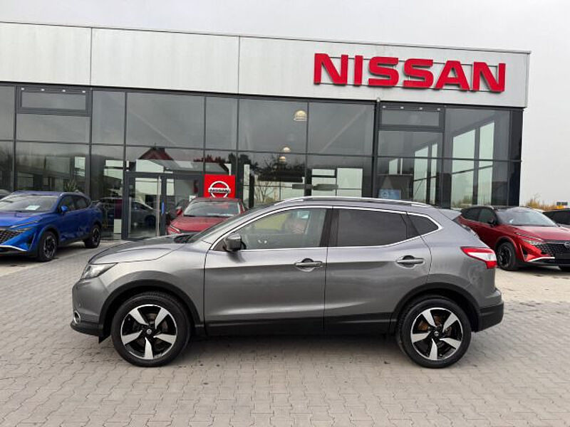 Nissan Qashqai N-Connecta 1,6DIG-T DESIGN AHK