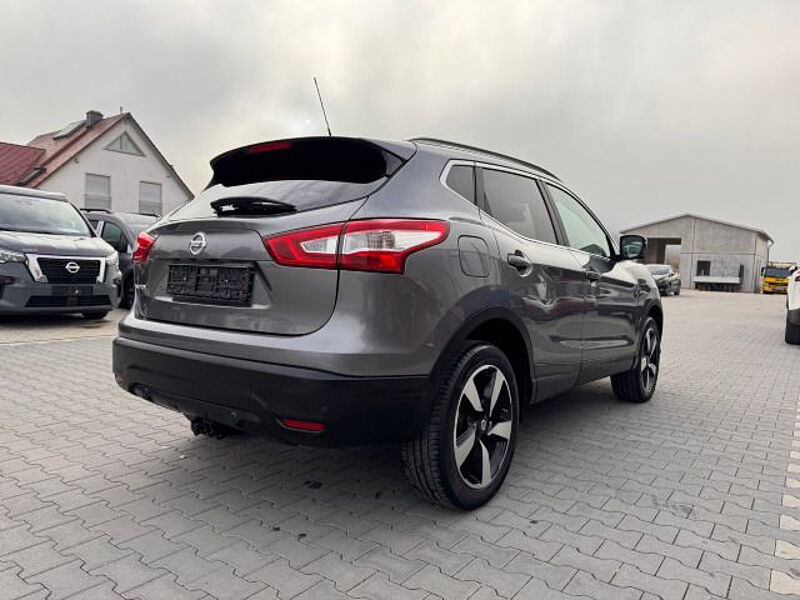 Nissan Qashqai N-Connecta 1,6DIG-T DESIGN AHK