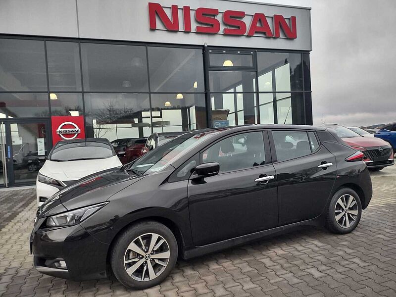 Nissan Leaf Acenta 40KW / WinterPaket / Kamera / DAB