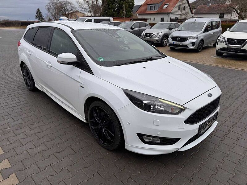 Ford Focus 1.5 EcoBoost ST-Line Start/Stopp NAVI KAMERA SITZHEIZUNG