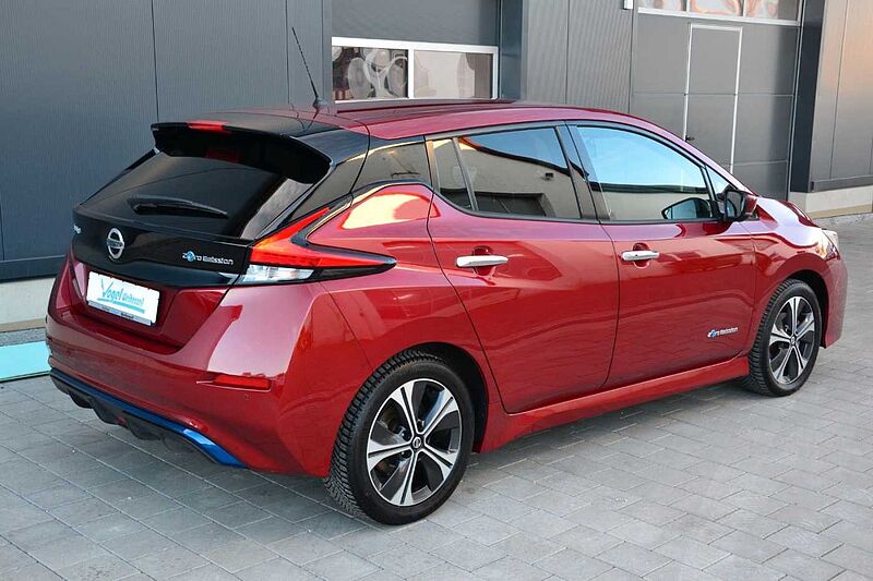 Nissan Leaf N-Connecta 40kW/h