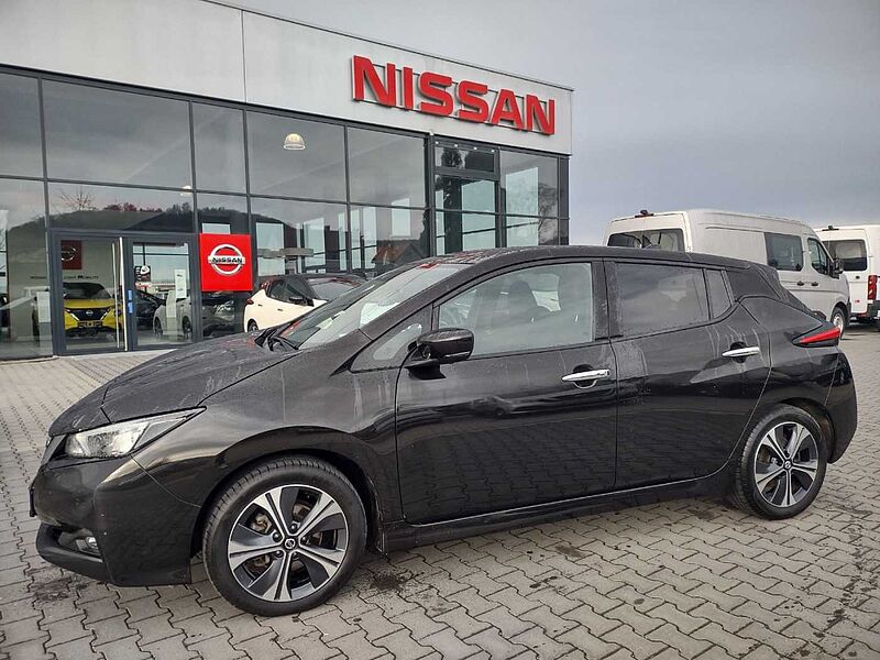 Nissan Leaf N-Connecta 40KW / NAVI / LED / Winter / AVM Kamera